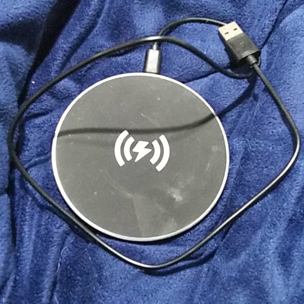 iPhone wireless charger